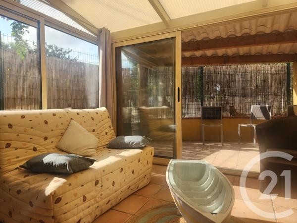 Appartement à vendre  2 pièces - 34,40 m 2   SIX FOURS LES PLAGES  - 83