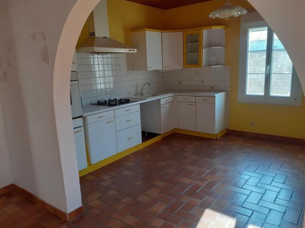 A la Guérinière, maison avec demi étage de 117 m2 de surface habitable, proche des plages et des commerces...