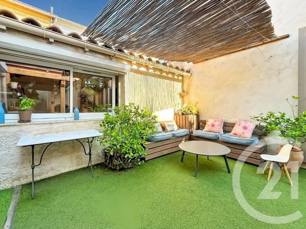 Maison à vendre  4 pièces - 112 m 2   MARSEILLE  - 13012