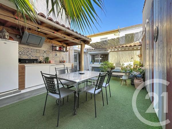 Maison à vendre  4 pièces - 112 m 2   MARSEILLE  - 13012