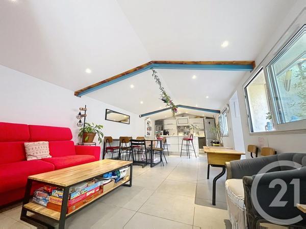 Maison à vendre  4 pièces - 112 m 2   MARSEILLE  - 13012