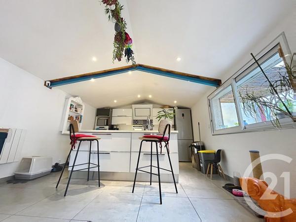 Maison à vendre  4 pièces - 112 m 2   MARSEILLE  - 13012