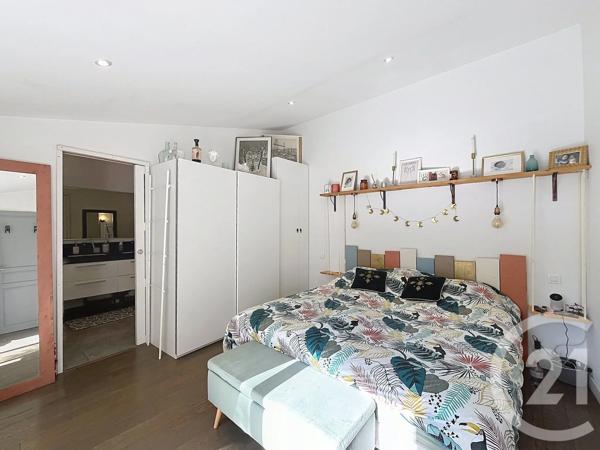 Maison à vendre  4 pièces - 112 m 2   MARSEILLE  - 13012