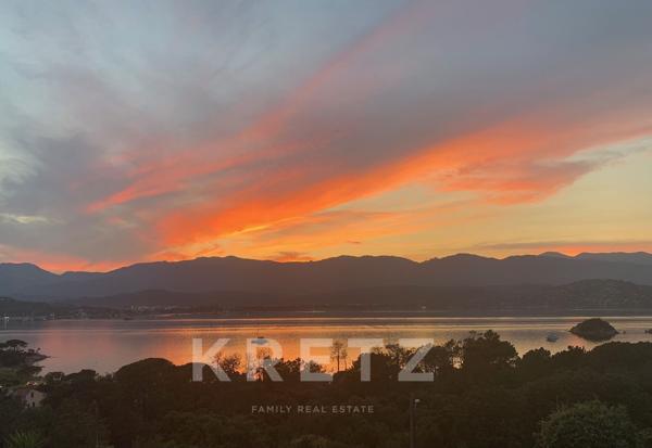 Maison en bois à 5 minutes de Porto Vecchio avec vue panoramique sur tout le Golfe et les montagnes