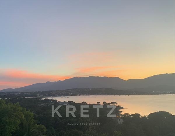 Maison en bois à 5 minutes de Porto Vecchio avec vue panoramique sur tout le Golfe et les montagnes