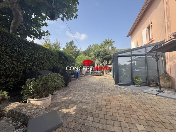 Maison T5 de 125m² bâtie sur un terrain 514 m²