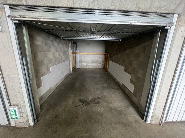 Parking / box Lespinasse 13.58 m2