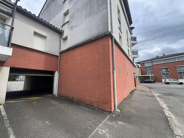 Parking / box Lespinasse 13.58 m2