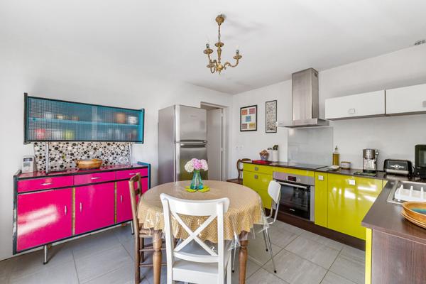 Maison 4 pièces avec jardin et possibilité de stationner un véhicule