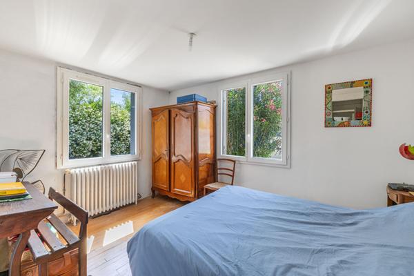 Maison 4 pièces avec jardin et possibilité de stationner un véhicule