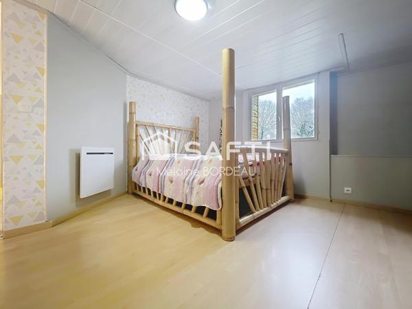 Maison 5 chambres avec jardin et bois