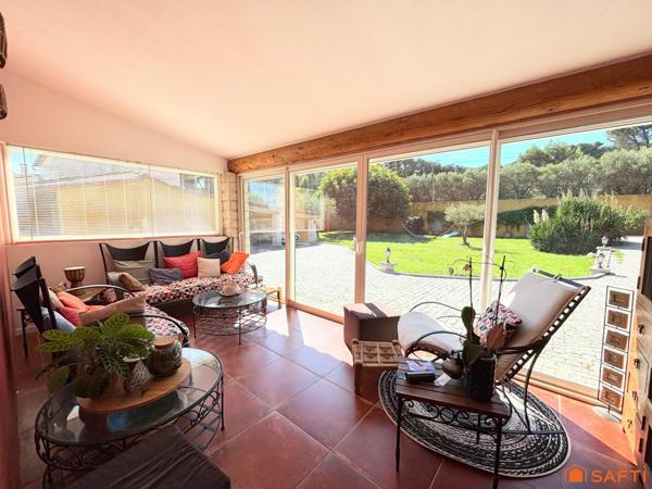 VILLA 190m2, 1400m2 terrain, 5 Chambres, Piscine!