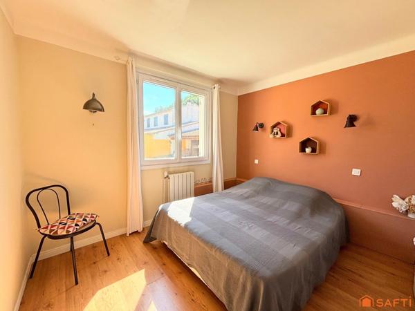 VILLA 190m2, 1400m2 terrain, 5 Chambres, Piscine!