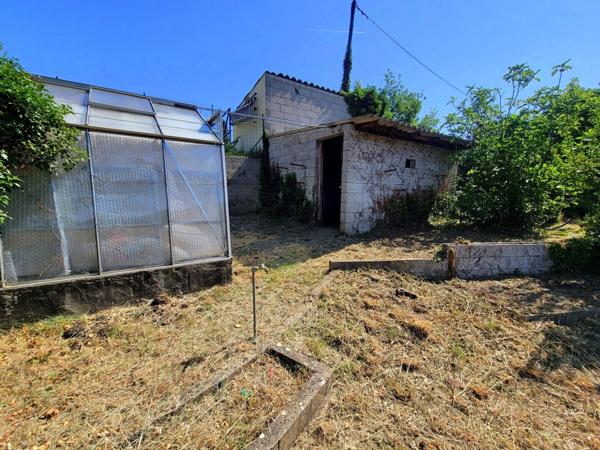 Terrain à bâtir de 830 m² "libre de constructeur"