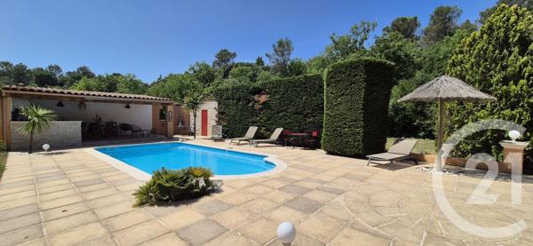 Maison à vendre  5 pièces - 125,99 m 2   TOURVES  - 83