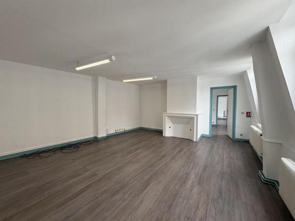 Location Bureau 246 80000 Amiens 809674