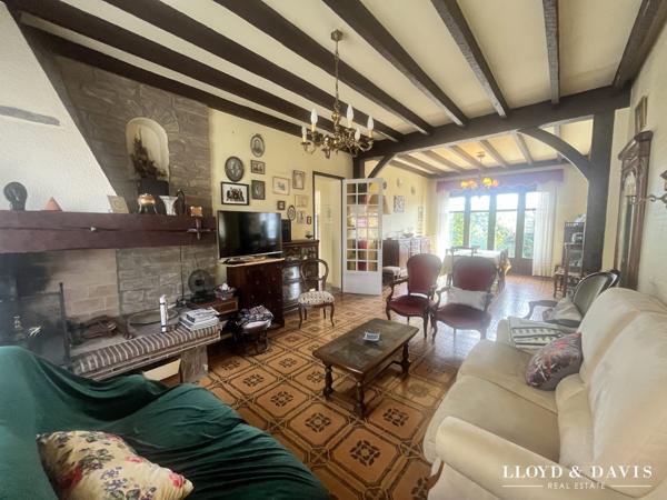 Bègles - Superbe chartreuse avec grand jardin et garage