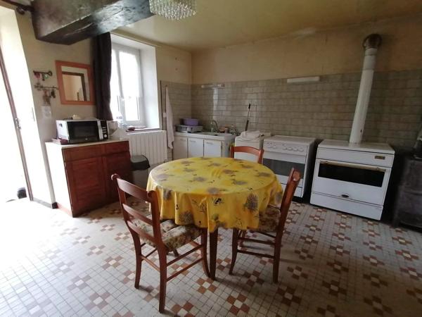 Maison de village St Sulpice les Feuilles