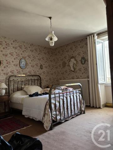 Maison à vendre  6 pièces - 134 m 2   THENEZAY  - 79