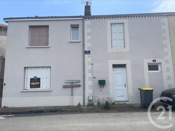 Maison à vendre  6 pièces - 134 m 2   THENEZAY  - 79