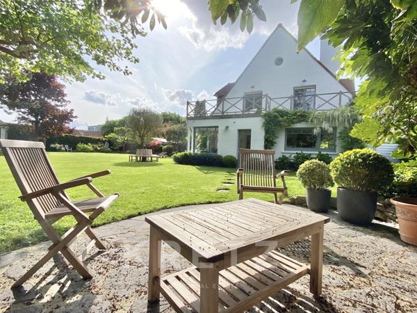 Villa de prestige au coeur de Croix