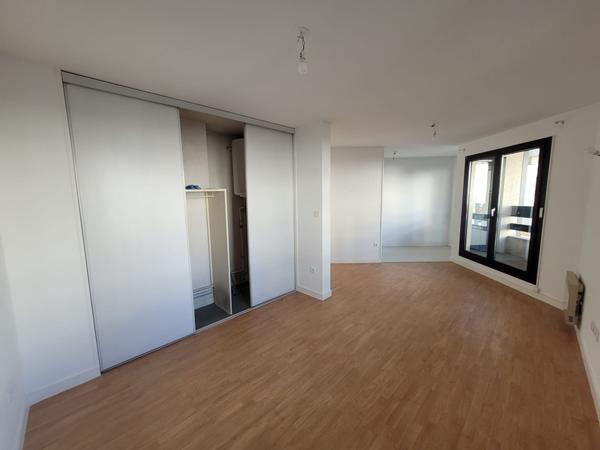 STUDIO DANS RESIDENCE SENIOR