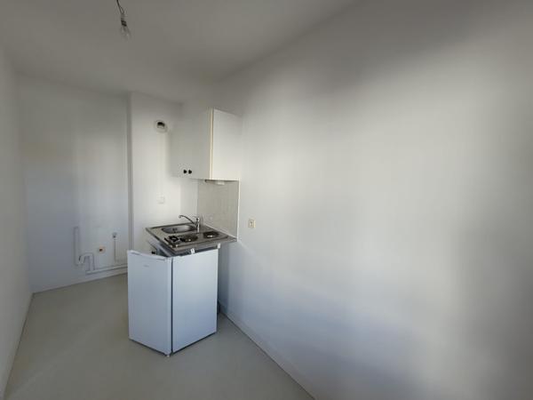 STUDIO DANS RESIDENCE SENIOR