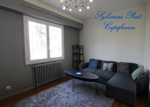 PAU Maison de ville 4 pièces de 118 m² avec garage et jardin arboré