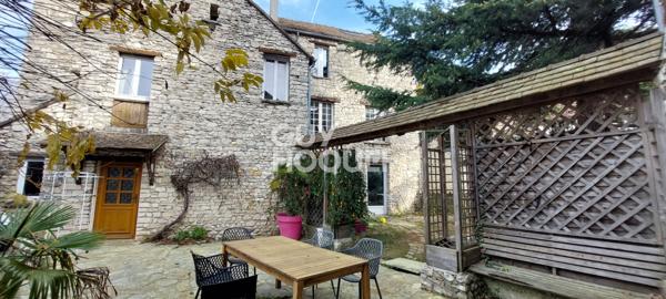 MAREIL SUR MAULDRE - Maison de caractère de 217 m2