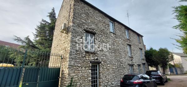 MAREIL SUR MAULDRE - Maison de caractère de 217 m2