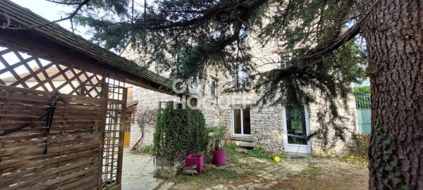 MAREIL SUR MAULDRE - Maison de caractère de 217 m2