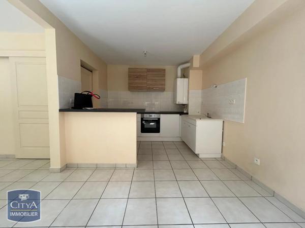 Appartement à louer 3 pièces 58.55m² Changé (72560)