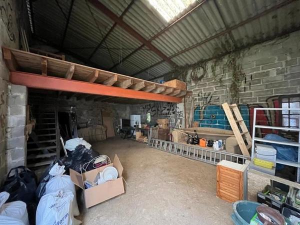 Immeuble à vendre |  Piégut-Pluviers |  200 m²
