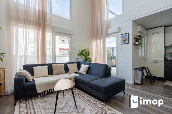 Duplex lumineux - 3 chambres - parking