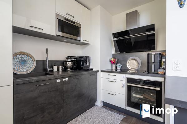 Duplex lumineux - 3 chambres - parking