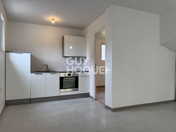 LUMINEUSE MAISON DE VILLE EN PLEIN CENTRE DE PONT L'EVEQUE