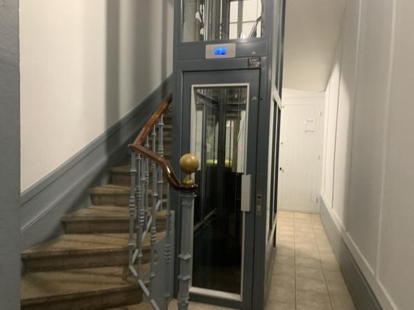 Appartement 340 000 € Lyon 06 2 p 65,6 m² DPE F