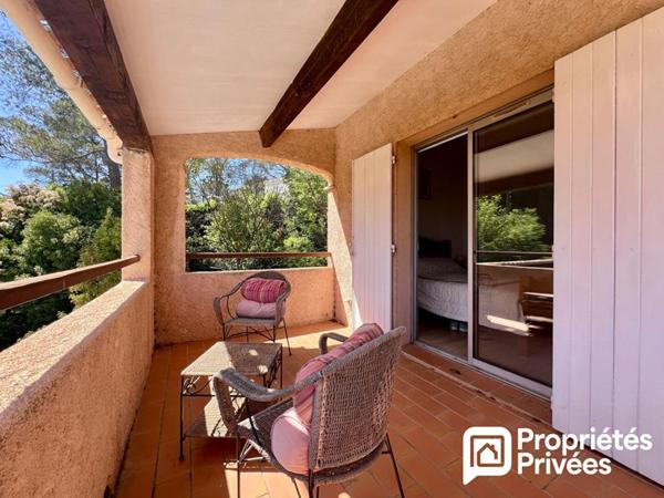 Villa 5 pièces avec piscine, terrasse et pool house