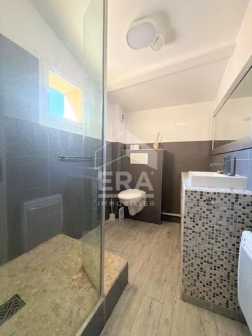 A LOUER 84120 PERTUIS CENTRE VILLE APPARTEMENT MEUBLE TYPE 2 PIECES  D'ENVIRON 49M²