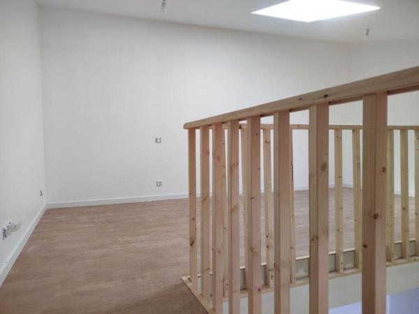 Maison Pourrieres 5 pièce(s) 92 m2 avec terrasse et balcon