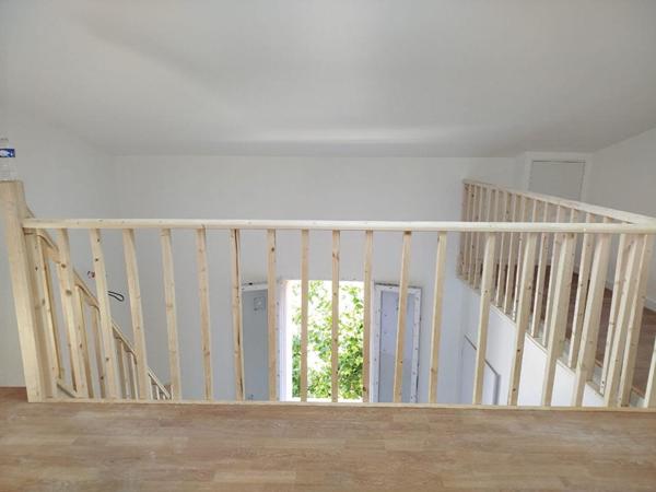 Maison Pourrieres 5 pièce(s) 92 m2 avec terrasse et balcon