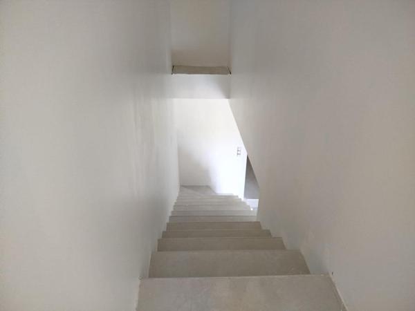 Maison Pourrieres 5 pièce(s) 92 m2 avec terrasse et balcon