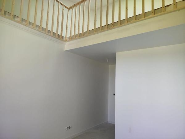 Maison Pourrieres 5 pièce(s) 92 m2 avec terrasse et balcon