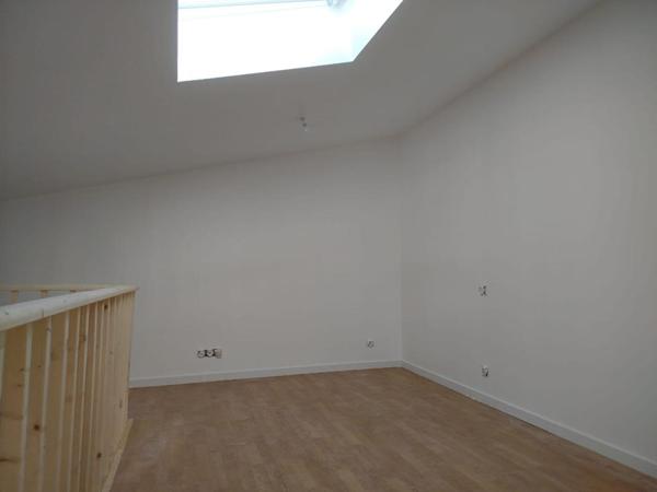 Maison Pourrieres 5 pièce(s) 92 m2 avec terrasse et balcon