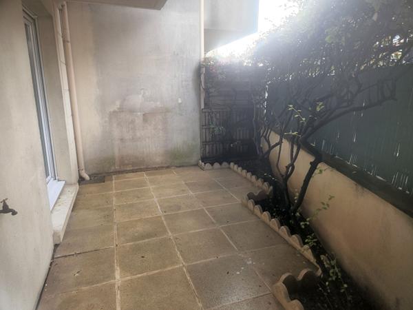 T2 AVEC TERRASSE PONTAULT !!!