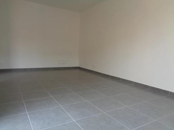 Location Maison 5 pièces 123 m2 à Alénya