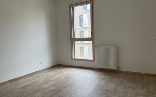 Appartement à vendre    5 pièces • 105,75 m2 Rillieux-la-Pape