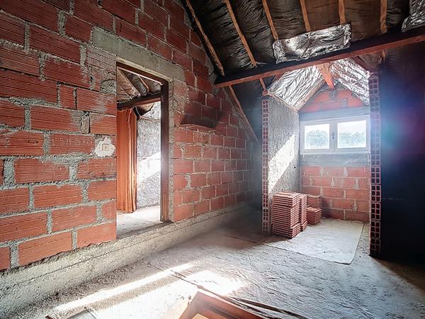 A vendre GELOS - Maison Familiale de 110 m² avec possibilité d'aménagement des combles sur un terrain de 1013 m²