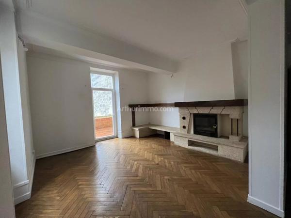 Vente Immeuble 8 pièces 231 m2 à Coutras