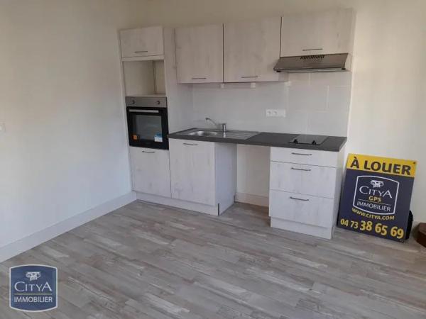 Appartement à louer 3 pièces 79.68m² Pontgibaud (63230)
